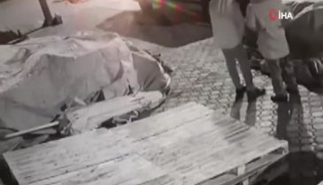 Kadın kıyafeti giyip soygun yaptılar