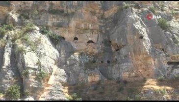 Bin 800 yıllık mağaralara ilk kez girildi