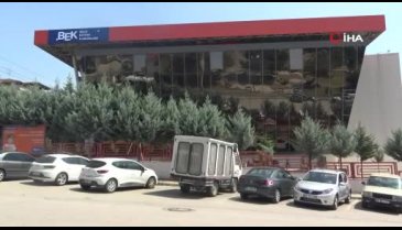 Bursa'da maaşları ödenmeyen özel okul öğretmenleri isyan etti