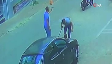 Esenyurt'ta sokak ortasında silahlı kavga