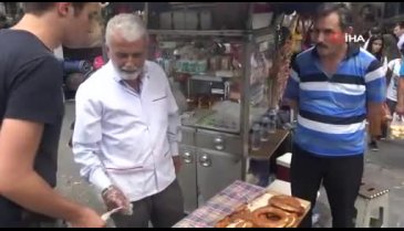 Bursa'da ihtiyaç sahiplerine ve şehit yakınlarına ücretsiz simit