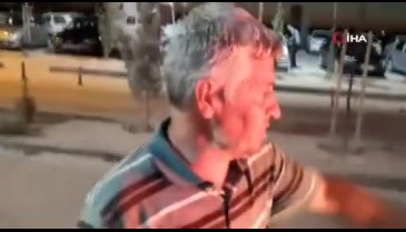 Babasını dövüp, "Senin gibi babanın var ya" diye sitem etti