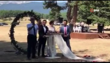 Bursa'ya Polonyalı gelin! Düğünü yaylada yaptı