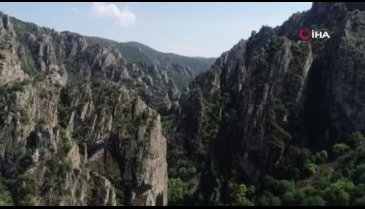 Bursa'daki Sadağı kanyonu doğal güzelliğiyle büyülüyor