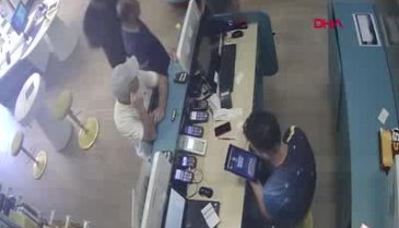Dehşet anları! Dövüp vurdular