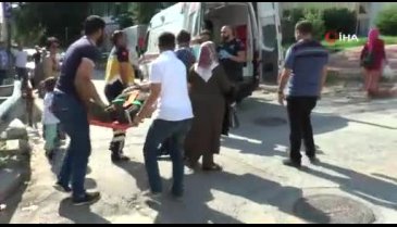 Üniversiteye kayda gelen aile freni patlayan Bursa plakalı otomobilde ölümden döndü
