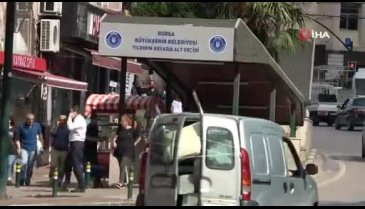 Bursa'da alt geçide girenler saatlerce vakit geçiriyor