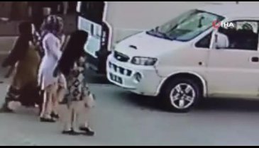 Hırsızlıktan yakalanan kadın: "Sibel ünlü olacaksın madalya takacaklar sana"