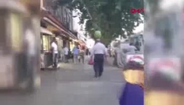 Kafasındaki karpuzla metrelerce yürüdü