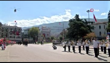 30 Ağustos Zafer Bayramı Bursa'da coşkuyla kutlandı