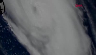NASA, Dorian Kasırgası'nın yoğunlaştığını gösteren görüntüleri yayınladı