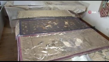 Dolmabahçe Sarayı'nda 19. yüzyıla ait Japon gazete kupürleri çıktı