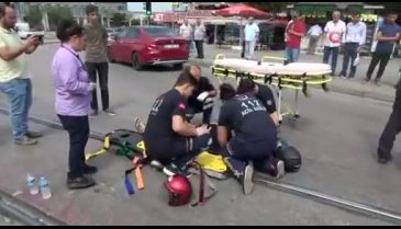 Bursa'da 8 aylık hamile kadın motosikletten düştü