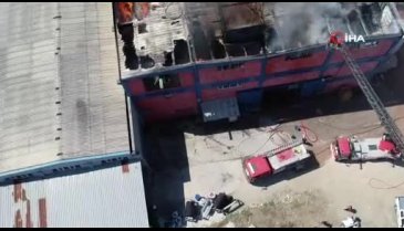 Bursa'da yanan fabrika havadan böyle görüntülendi