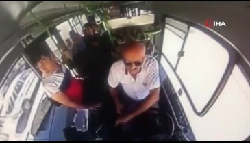 Bursa'da otobüste baygınlık geçiren genç kızı hastaneye böyle yetiştirdi