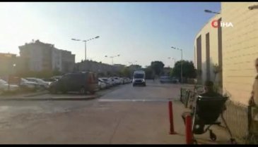 Bursa'da TIR'ın altında kalan bisiklet sürücüsü ağır yaralandı