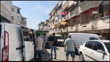 Bursa'da işe gitmeyen kadın evinde 50 yerinden bıçaklanmış vaziyette bulundu