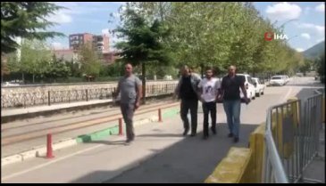 Bursa Gemlik'te 50 yerinden bıçaklanarak öldürülen kadının katil zanlısı oğlu çıktı