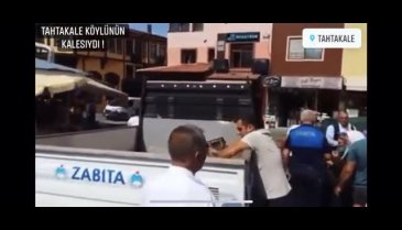 Bursa'da zabıta 80 yaşındaki kadının tezgahını kaldırdı