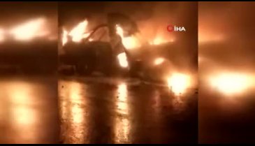 Bir anda alev alan araç hurdaya döndü