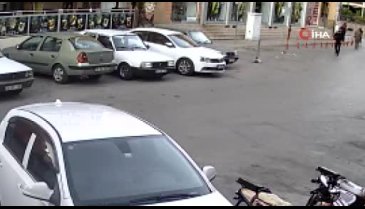 Sokak ortasında silahlı saldırı