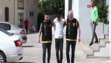 Kağıt toplayıcı gibi gezdiği sokaktaki villadan 100 bin liralık ziynet eşyası çaldı