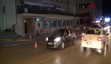 Polisevi önünde fünye ile patlatılan bavuldan kadın iç çamaşırı çıktı