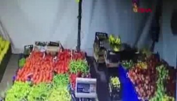 Bursa'da 3 gece üst üste girdiği manavda muz çalarken görüntülendi