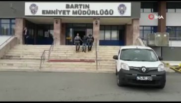 Yaşlı adamı FETÖ ile korkutup dolandırdılar
