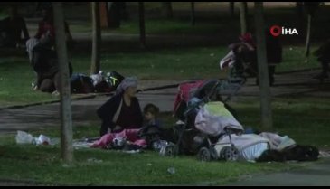 İstanbullular geceyi parklarda geçiriyor
