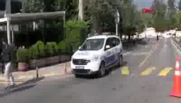 İmamoğlu'nun odasına jiletle girmeye çalışan kişi yakalandı