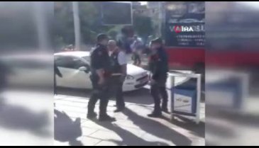 Zabıta ve seyyar satıcı arasında gerginlik