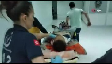 Eşi ve çocuğunun gözü önünde tüfekle kendini vurdu
