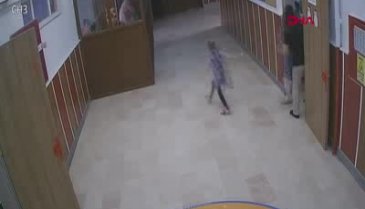 Deprem sırasında duygulandıran anlar