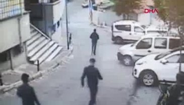 Çevredeki çocuklara rağmen kurşun yağdırdılar!