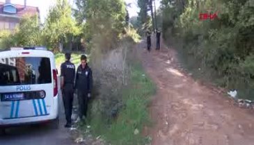 Gözaltındaki şüpheli polis aracını kaçırdı