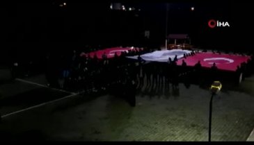 Öğrencilerden Barış Pınarı Harekatı'na Komando Marşı ile destek