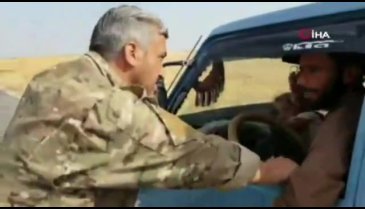 Tel Abyad'a dönen siviller Suriye Milli Ordusu tarafından karşılandı