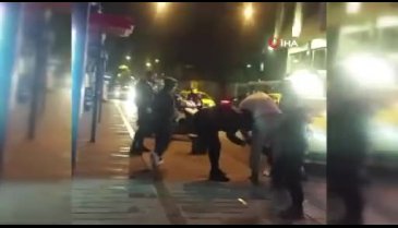 Yabancı uyruklu iki kadın saç saça baş başa kavga etti