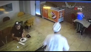 Yediği tatlının parasını vermemek için bakın ne yaptı!