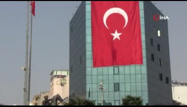 Bursa Karacabey'de binlerce kişi Mehmetçiğe destek için selam durdu