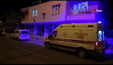 İki genç evde ölü bulundu
