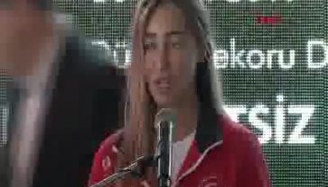 Şahika Ercümen dünya rekorunu kırdı, asker selamı verdi