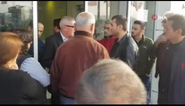 Belediye başkanından işe geç gelenlere ilginç ceza!