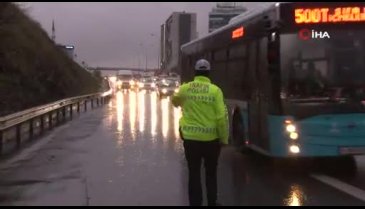 Çakar denetimi sırasında emniyet şeridi kullanan sürücüye ceza