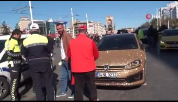 Herkesin ilgi odağı oldu, polis cezayı kesti!