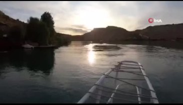 Turistler şişme manken zannetti! Ceset çıktı