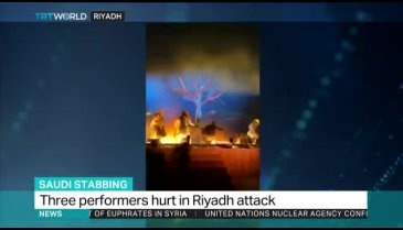 Suudi Arabistan'da üç kişi sahne performansı sırasında bıçaklandı