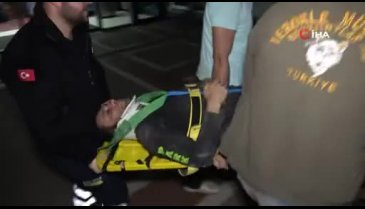 Bursa'da mağaza tadilatında çalışan genç işçi yüksekten düşerek yaralandı