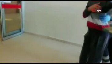 Bursa'da hastaneye çivili tahtayla geldi